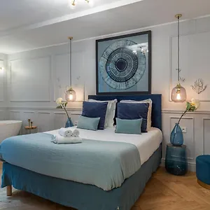 https://the-blue-pearl.fr-paris.fr